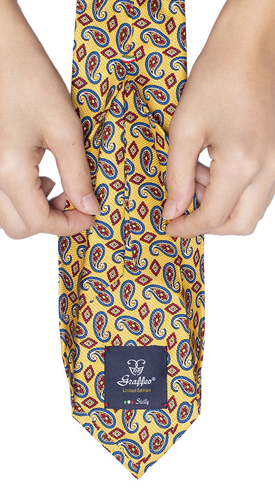 Cravatta Sette Pieghe Stampa di Seta Gialla Paisley Bluette Rosso Marrone Bianco Made in Italy Graffeo Cravatte Pala