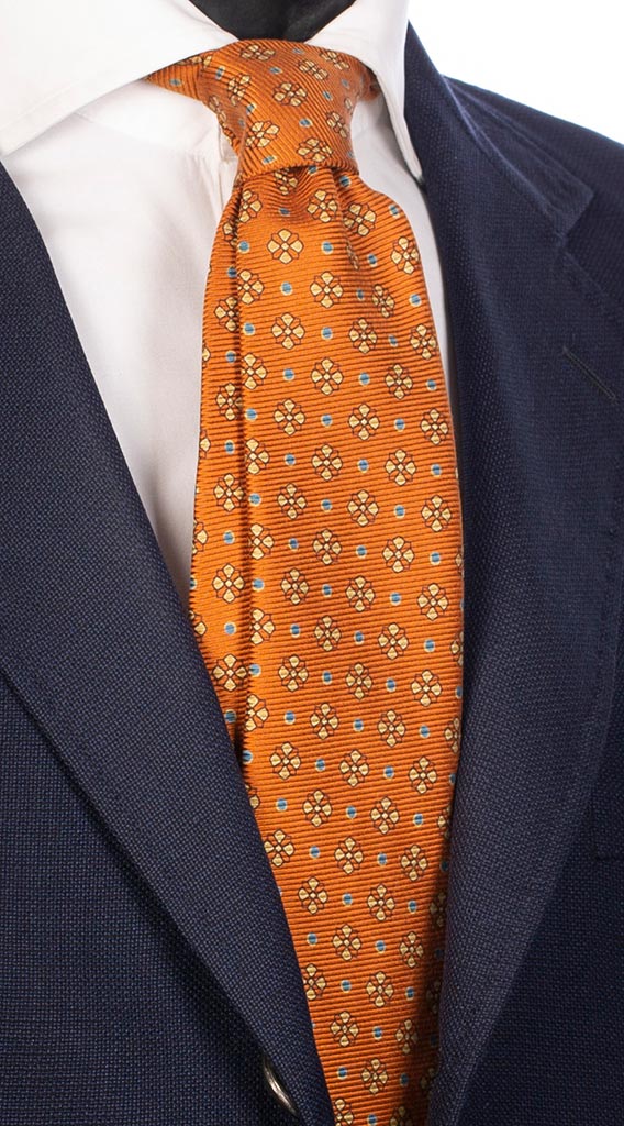 Cravatta Uomo Stampa di Seta Arancione Fantasia Celeste Gialla Arancione Made in Italy Graffeo Cravatte