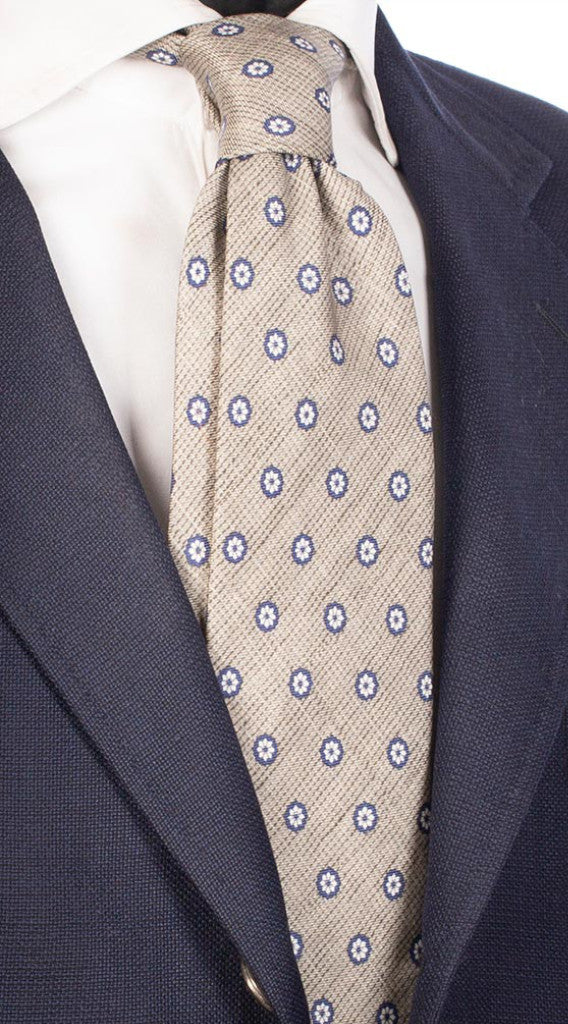 Cravatta Uomo Stampa di Seta Verde Grigio Effetto Lino a Fiori Bianchi Made in Italy Graffeo Cravatte