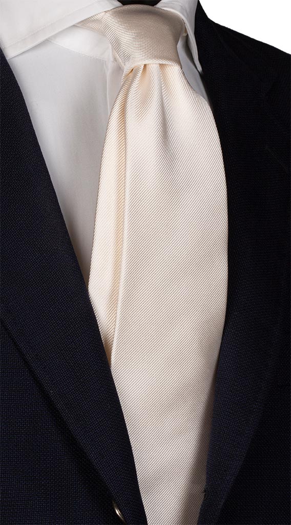 Cravatta Uomo per Cerimonia di Seta Bianco Crema Riga Tono su Tono Made in Italy Graffeo Cravatte