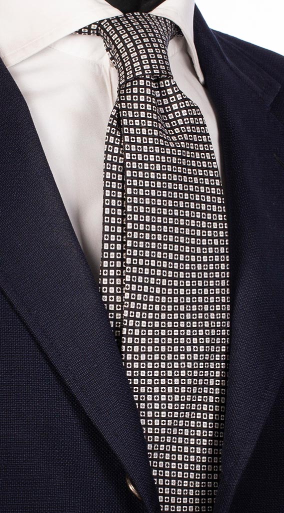 Cravatta Uomo per Cerimonia di Seta Stampa Nera Fantasia Bianca Grigia Made in italy Graffeo Cravatte