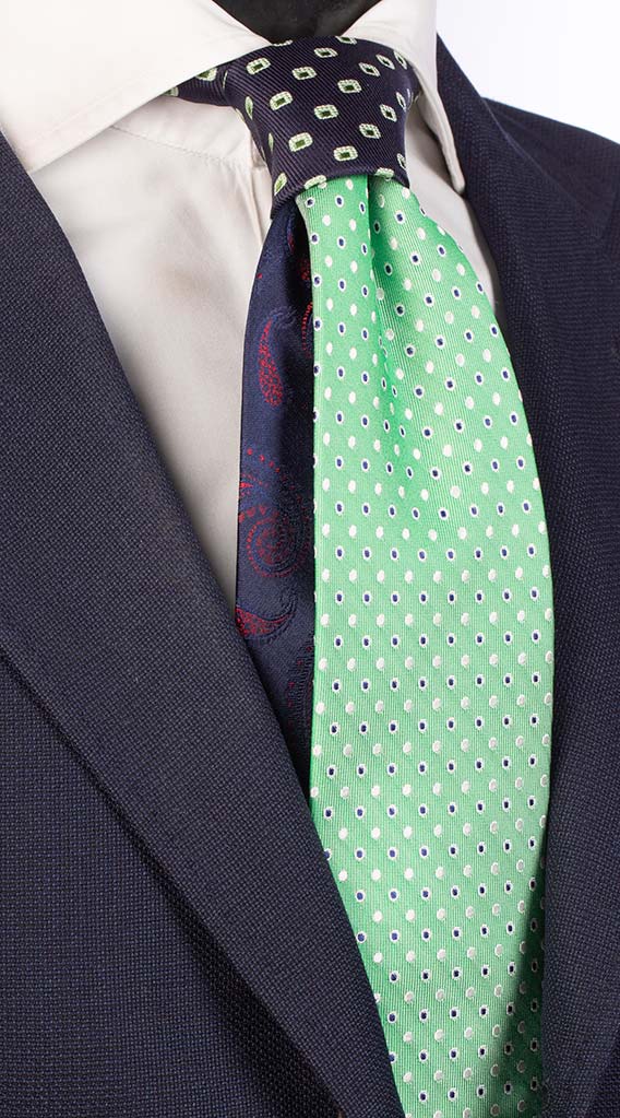 Cravatta Verde a Pois Blu Bianco Nodo A Contrasto Blu Fantasia Verde Made in Italy Graffeo Cravatte