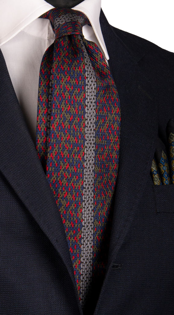 Cravatta Vintage in Saia di Seta Blu Fantasia Multicolor con Disegno Centro Pala Made in italy Graffeo Cravatte