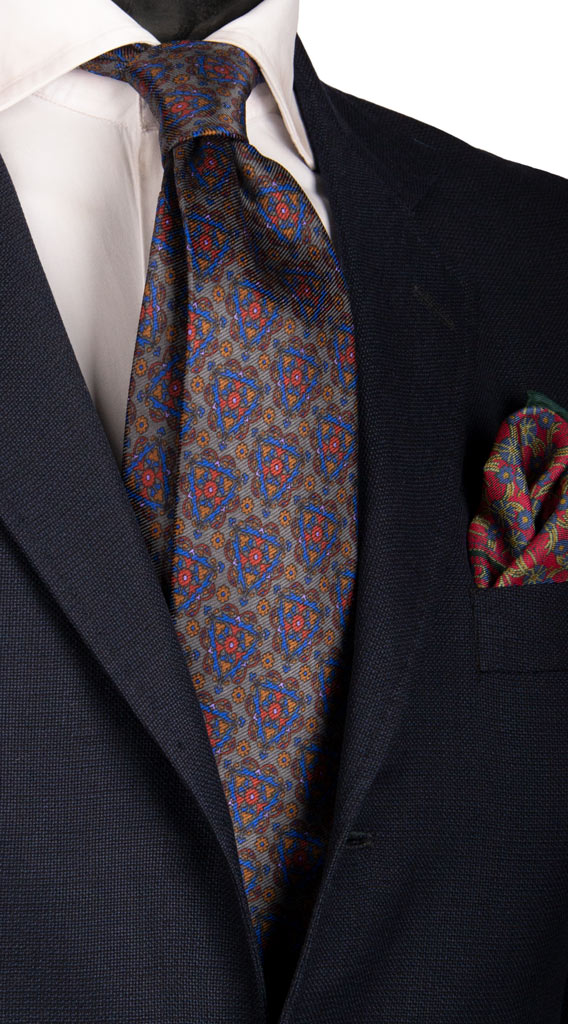 Cravatta Vintage in Saia di Seta Grigia Scura Fantasia Multicolor Made in italy Graffeo Cravatte