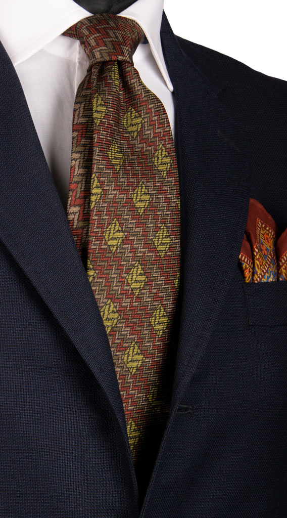 Cravatta Vintage in Saia di Seta Verde Oliva Marrone Fantasia Nodo in Contrasto Made in Italy Graffeo Cravatte