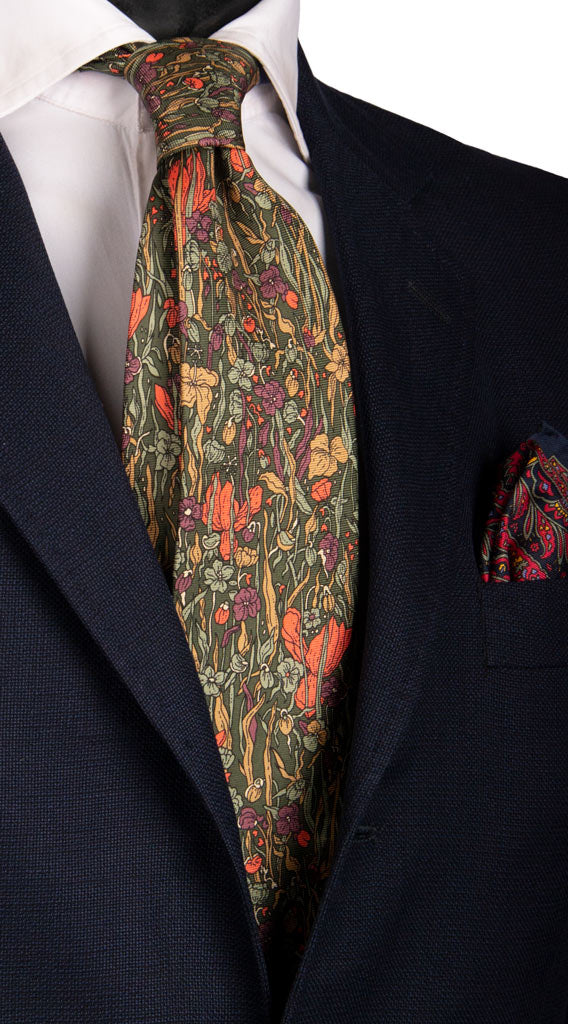 Cravatta Vintage in Saia di Seta Verde a Fiori Multicolor con Animali Made in Italy Graffeo Cravatte