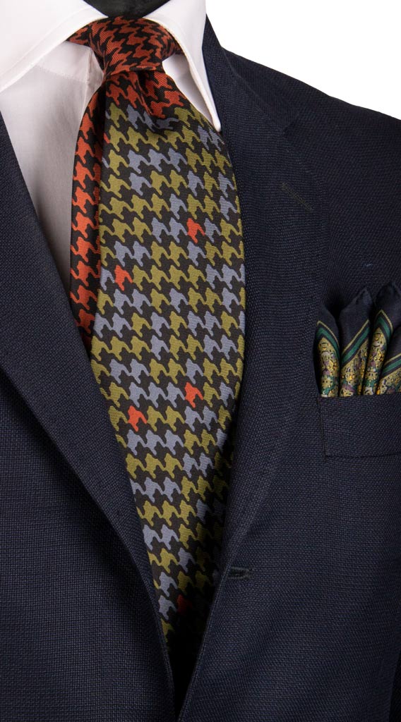 Cravatta Vintage in Twill di Seta Pied de Poule Verde Fantasia Nodo in Contrasto Made in Italy Graffeo Cravatte