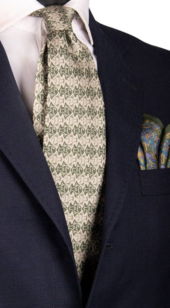 Cravatta Vintage in Twill di Seta Tortora Verde Fantasia con Animali Made in Italy Graffeo Cravatte