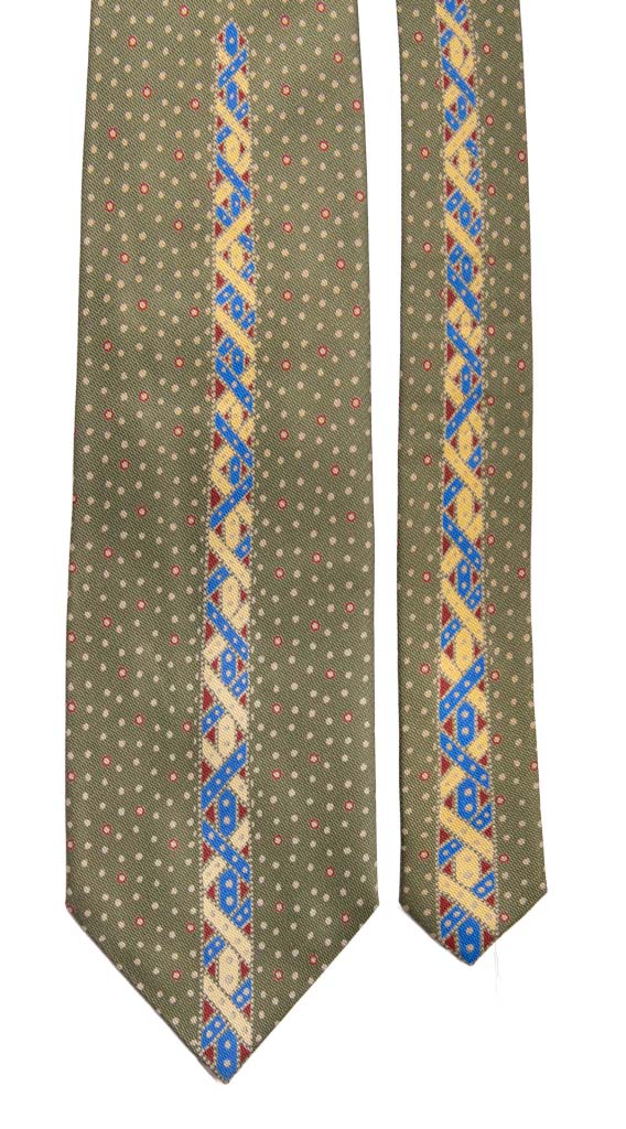 Cravatta Vintage in Twill di Seta Verde Oliva con Disegno Centro Pala Multicolor Made in Italy Graffeo Cravatte Pala
