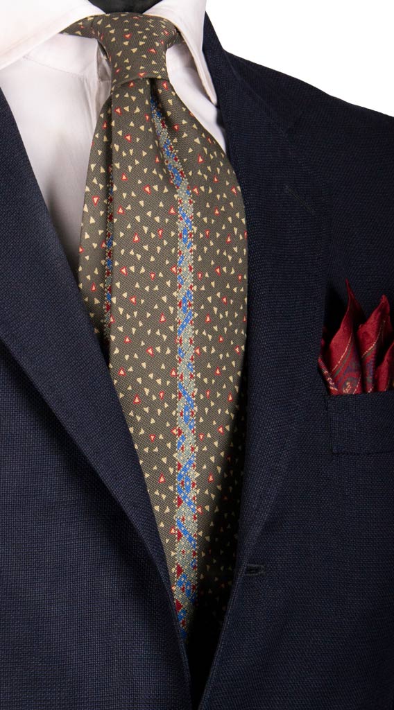 Cravatta Vintage in Twill di Seta Verde Pino con Disegno Centro Pala Multicolor Made in Italy Graffeo Cravatte