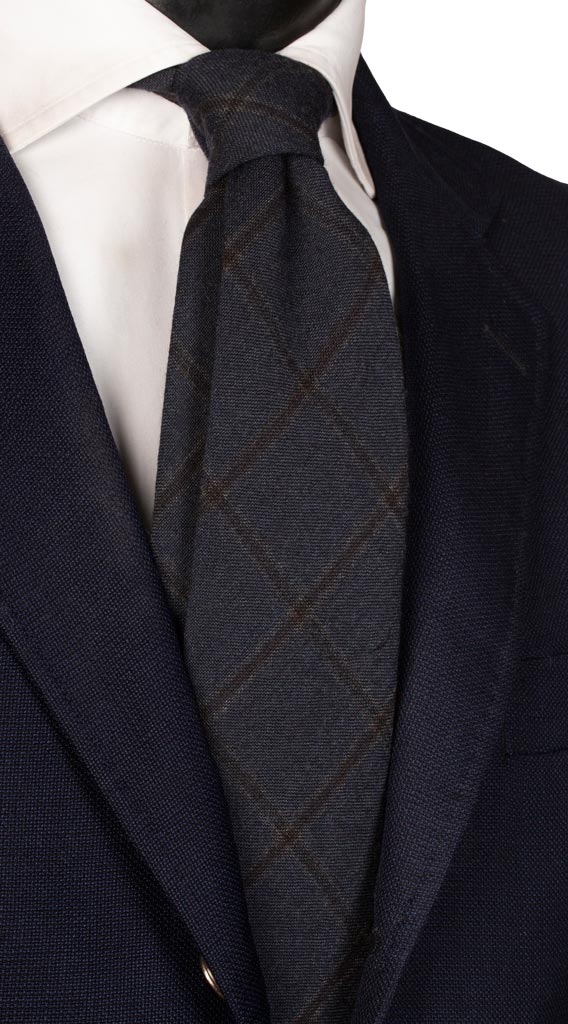 Cravatta di Lana Blu a Quadri Marroni Made in Italy graffeo Cravatte