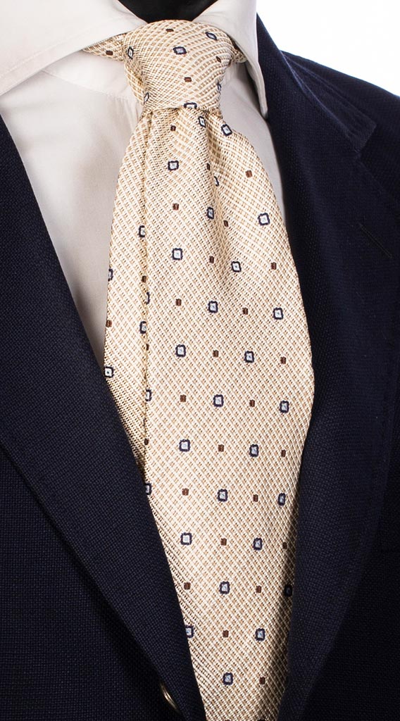 Cravate Slim 100% Soie Beige Rayures Blanches - Fabriquée En Italie - Avantgardeaccessori