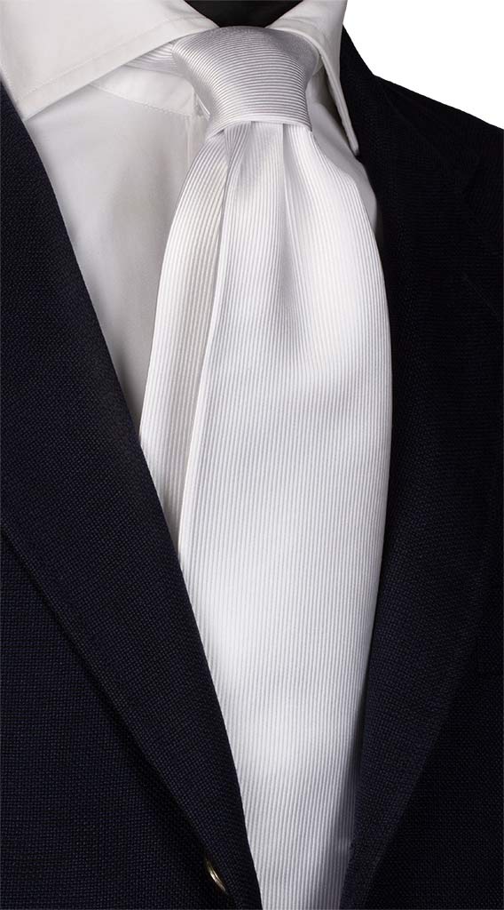 Cravatta di Seta Bianco Perla con Riga Verticale Tinta Unita Made in Italy Graffeo Cravatte
