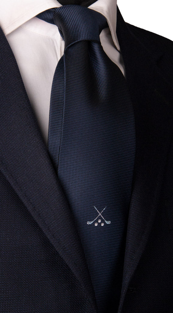 Cravatta di Seta Blu con Disegno Golf sul Centro Pala Made in Italy Graffeo Cravatte