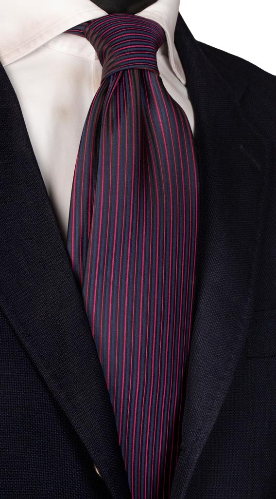 Cravatta di Seta Blu Righe Verticale Fucsia Made in Italy graffeo Cravatte