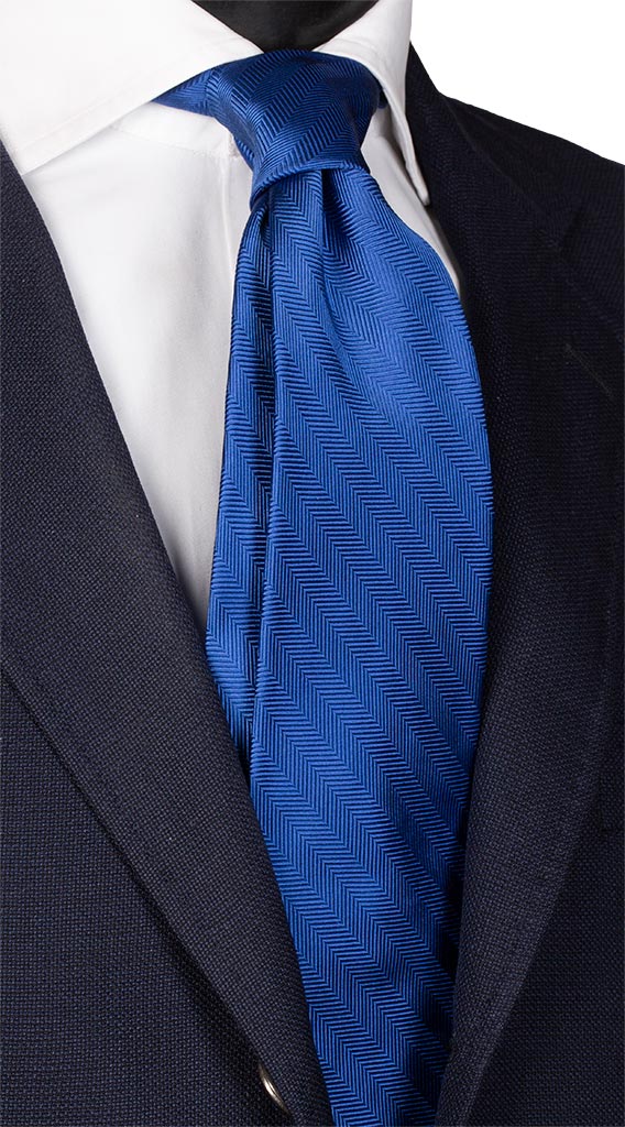 Cravatta di Seta Bluette Fantasia Lisca di Pesce Tono su Tono Made in Italy Graffeo Cravatte