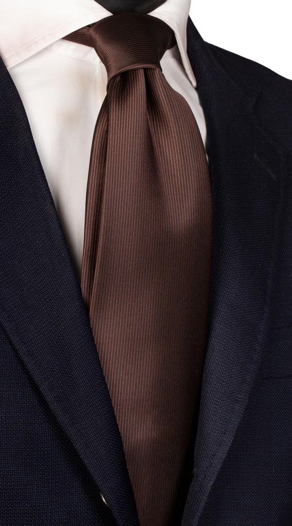 Cravatta di Seta Marrone Righe Verticali Marrone Bruciato Made in Italy graffeo Cravatte