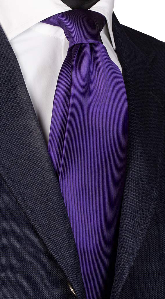 Cravatta di Seta Viola con Riga Verticale Tinta Unita Made in Italy Graffeo Cravatte