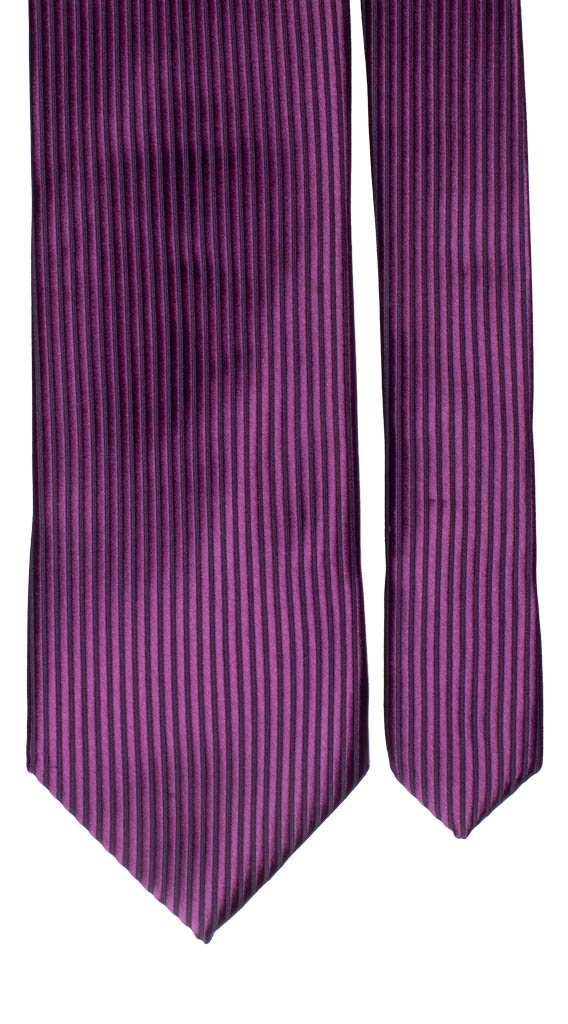 Cravatta di Seta Viola Scuro Righe Verticali Tono su Tono Made in Italy graffeo Cravatte Pala