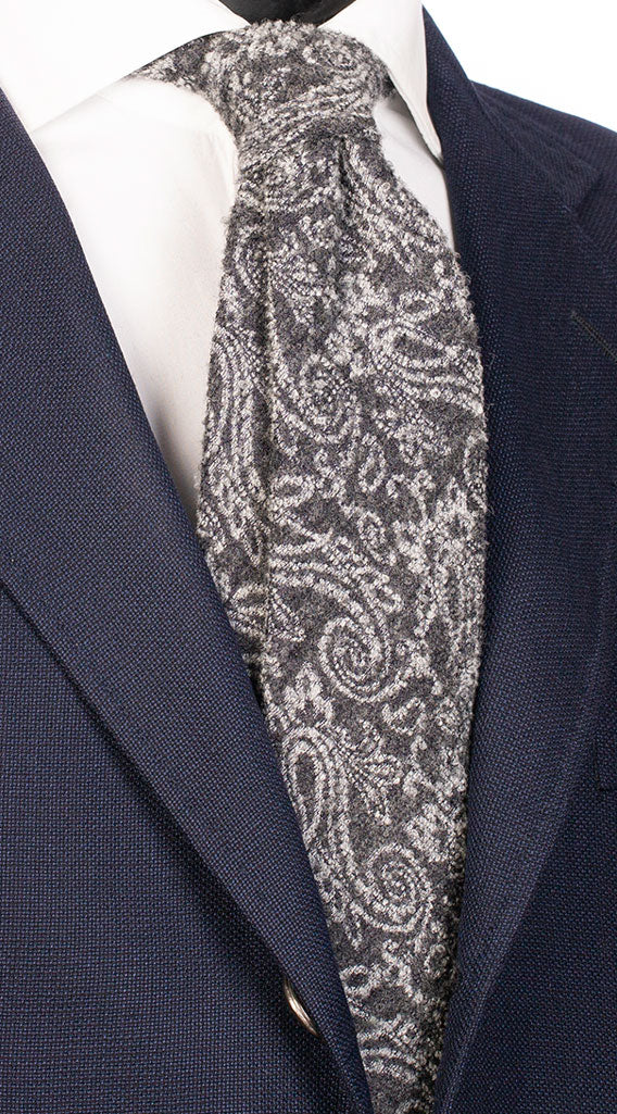 Cravatta in Lana Seta Grigio Paisley Grigio Chiaro Made in Italy Graffeo Cravatte